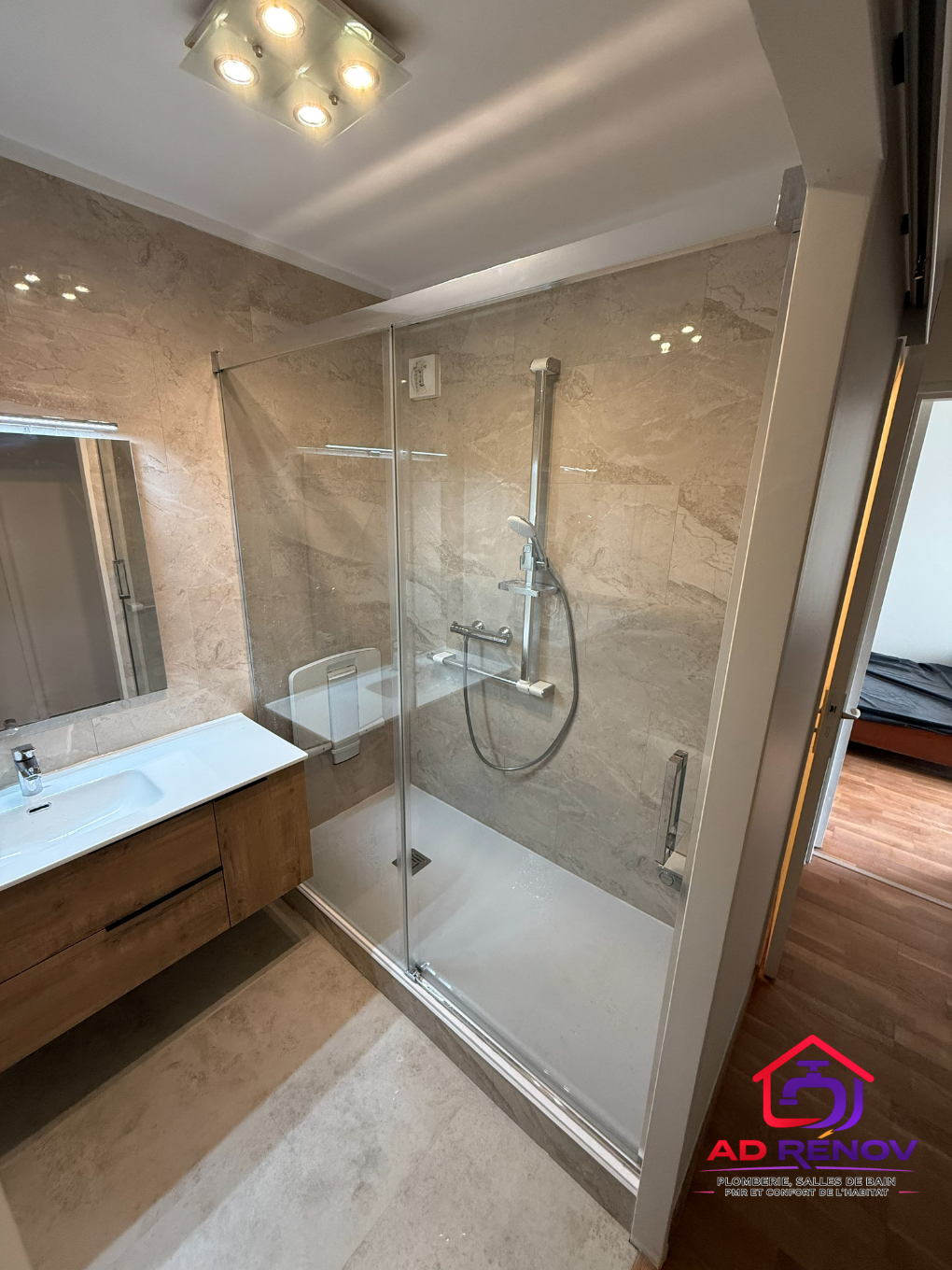 Salle de bains rénovée après travaux